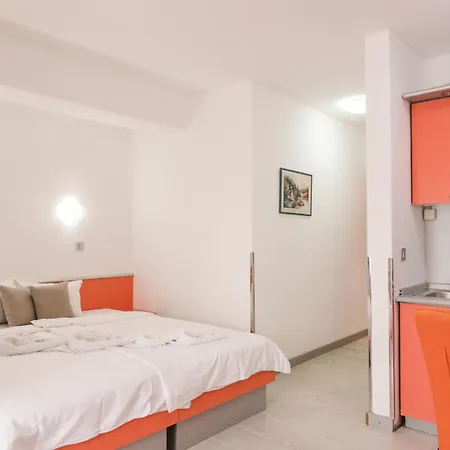 Apartment Sumadija By